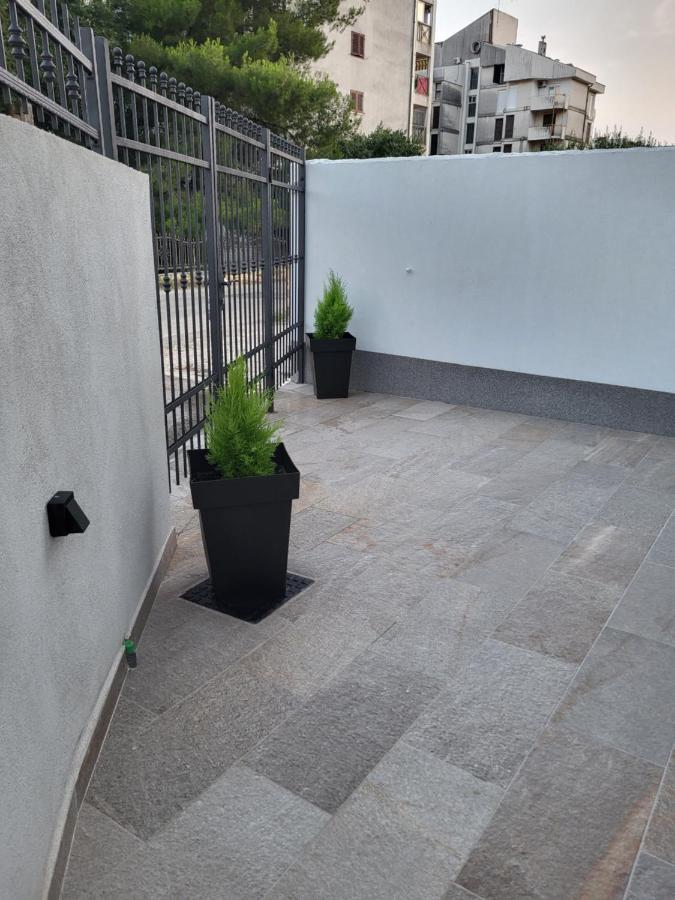 Apartman Dino โตรกีร์ ภายนอก รูปภาพ